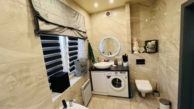 . Вариант № 1251488, 6, площадь - 106 квм, цена 8400000 рублей