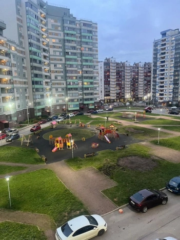 Купить двухкомнатную квартиру в Ленинградской области. Вариант № 8882496, 15, площадь -  квм, цена 10475000 рублей