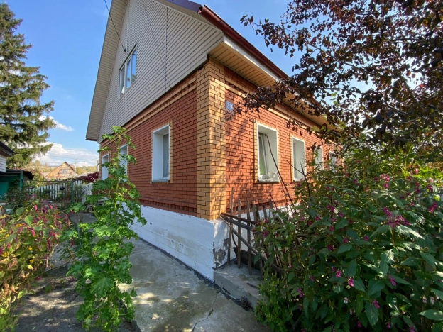 Купить дом у метро Речной вокзал в Новосибирске. Вариант № 6628505, 1, площадь -  квм, цена 4600000 рублей