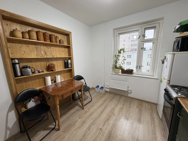 Купить двухкомнатную квартиру в Сыктывкаре. Вариант № 8466490, 10, площадь -  квм, цена 4850000 рублей