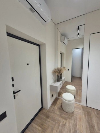 Купить однокомнатную квартиру на улице Молодой Гвардии в Калининграде. Вариант № 629943, 22, площадь -  квм, цена 13850000 рублей