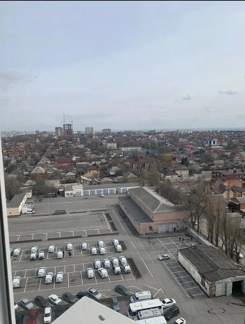 Купить однокомнатную квартиру в Ростовской области. Вариант № 10007650, 16, площадь -  квм, цена 7900000 рублей