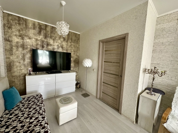 Купить квартиру на вторичке на улице Заречная в Московской области. Вариант № 7611764, 18, площадь - квм, цена 5250000 рублей