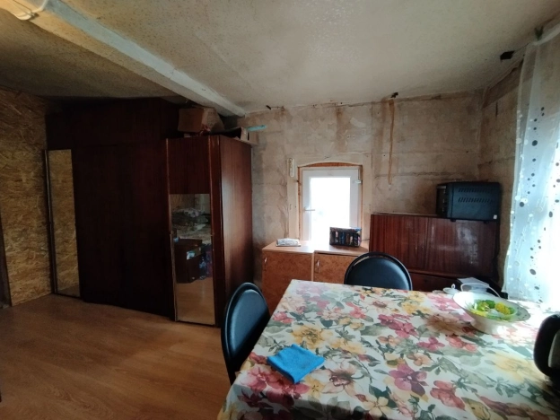 Купить дом на улице Зелёная в Белгородской области. Вариант № 1664618, 5, площадь -  квм, цена 1300000 рублей