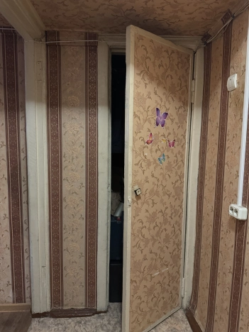 Купить однокомнатную квартиру на улице проспект Станке Димитрова в Брянске. Вариант № 51087, 16, площадь -  квм, цена 2300000 рублей