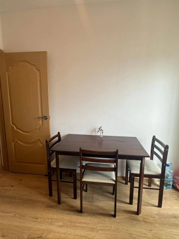 Снять квартиру в Калининградской области. Вариант № 7861851, 5, площадь - квм, цена 25000 рублей