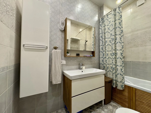 Купить трехкомнатную квартиру в Иванове. Вариант № 241628, 20, площадь -  квм, цена 11100000 рублей