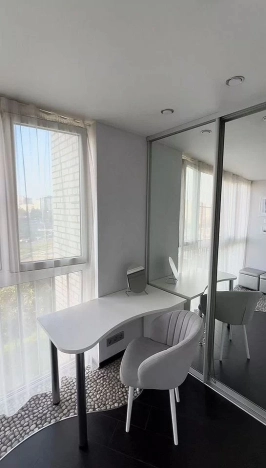 Купить однокомнатную квартиру в районе Приморский в Санкт-Петербурге. Вариант № 48634, 13, площадь -  квм, цена 18900000 рублей