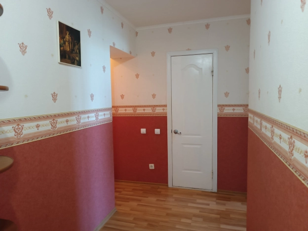 Купить трехкомнатную квартиру в Смоленской области. Вариант № 60817, 12, площадь -  квм, цена 7800000 рублей