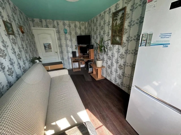 Купить четырехкомнатную квартиру в Новосибирской области. Вариант № 6142788, 28, площадь -  квм, цена 5400000 рублей