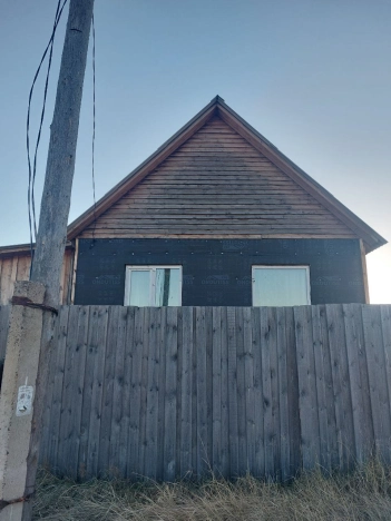 Купить дом на улице Административная в Иркутской области. Вариант № 8003074, 0, площадь -  квм, цена 2350000 рублей