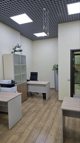 Снять коммерческую недвижимость в Москве. Вариант № 43126, 31, площадь -  квм, цена 480000.0000 рублей