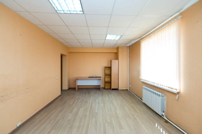 Снять коммерческую недвижимость в Тобольске. Вариант № 1566, 12, площадь -  квм, цена 100000 рублей