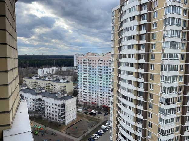 . Вариант № 36457, 25, площадь - 42.4 квм, цена 6950000 рублей