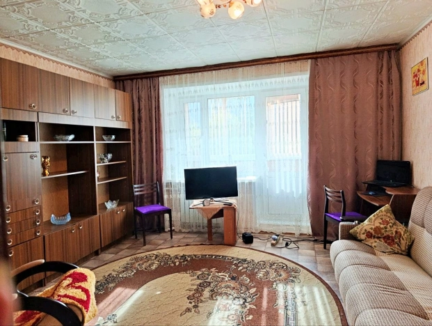 Купить однокомнатную квартиру в Лакинске. Вариант № 5836142, 10, площадь -  квм, цена 3400000 рублей