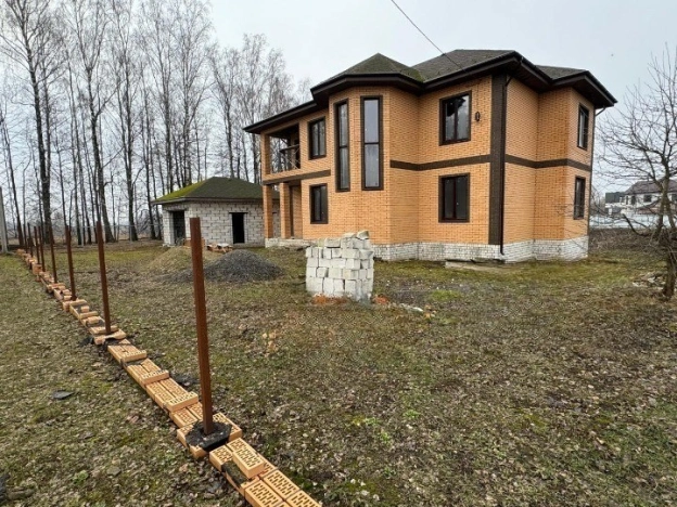 Купить дом в Брянской области. Вариант № 26761, 11, площадь -  квм, цена 9500000 рублей