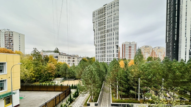 Купить квартиру в Москве. Вариант № 7272286, 6, площадь -  квм, цена 21000000 рублей