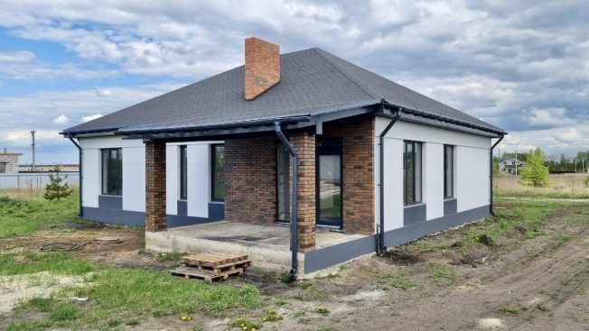 Купить дом на улице Большак в Липецкой области. Вариант № 42618, 21, площадь -  квм, цена 8450000 рублей