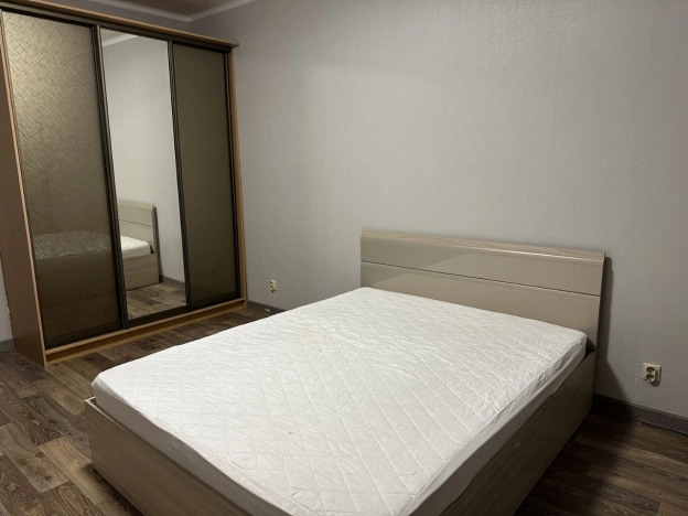 Купить квартиру в Москве. Вариант № 9211258, 3, площадь -  квм, цена 19500000 рублей