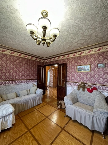 Купить многокомнатную квартиру в Архангельской области. Вариант № 21055, 8, площадь -  квм, цена 5750000 рублей