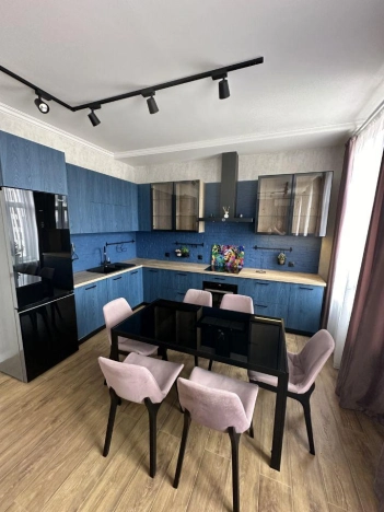Купить квартиру в районе Хорошёво-Мнёвники в Москве. Вариант № 347509, 3, площадь - квм, цена 34400000.0000 рублей