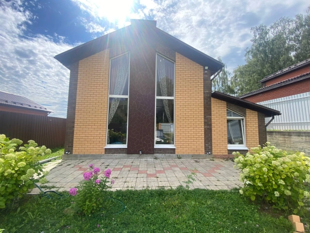 Купить дом в Калуге. Вариант № 10958, 0, площадь -  квм, цена 12990000 рублей