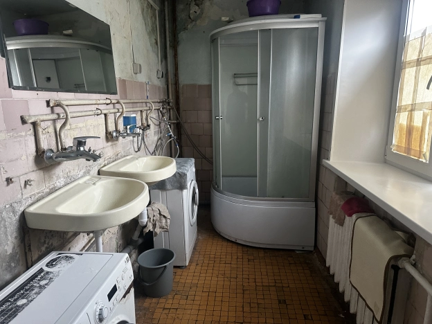 Купить комнату в Пензенской области. Вариант № 8048758, 5, площадь -  квм, цена 990000 рублей