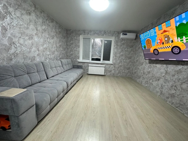 . Вариант № 551347, 1, площадь - 82 квм, цена 8300000 рублей