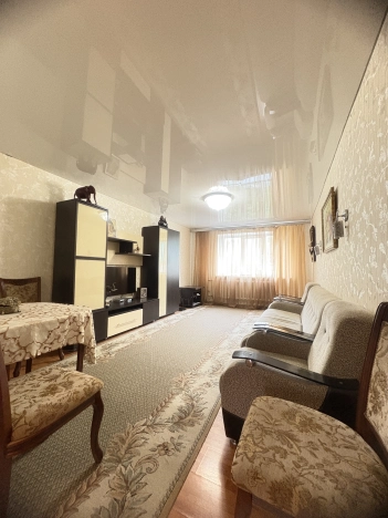 Купить двухкомнатную квартиру в Октябрьском. Вариант № 2582678, 2, площадь -  квм, цена 5800000 рублей