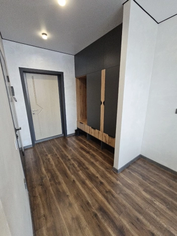 Купить квартиру в Тобольске. Вариант № 9280891, 31, площадь -  квм, цена 4150000 рублей