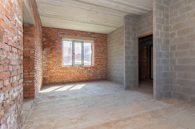 Купить дом в Омске. Вариант № 8487, 3, площадь -  квм, цена 10000000 рублей