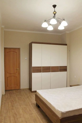 Купить трехкомнатную квартиру в Ростовской области. Вариант № 9316320, 1, площадь -  квм, цена 7500000 рублей