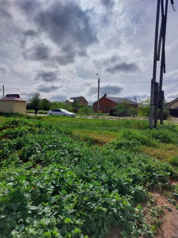 Купить земельный участок на улице Заречная в Республике Калмыкия. Вариант № 7955, 6, площадь -  квм, цена 1550000 рублей