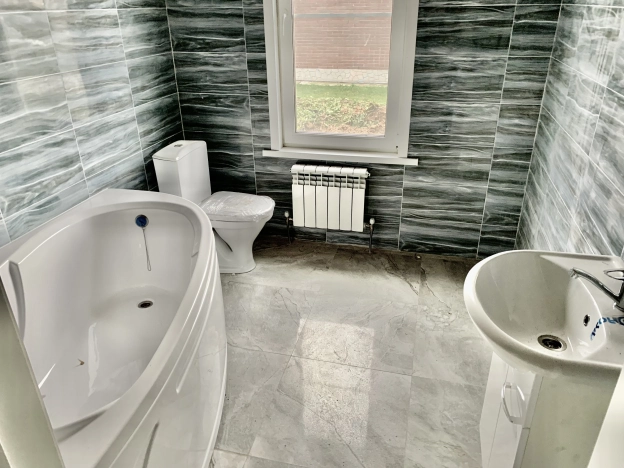 Купить дом в Москве. Вариант № 9903988, 10, площадь -  квм, цена 8700000 рублей