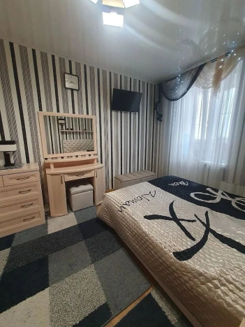 Купить трехкомнатную квартиру в Ростовской области. Вариант № 9949076, 5, площадь -  квм, цена 11900000 рублей