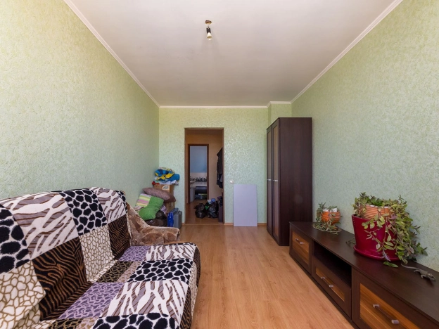 Купить трехкомнатную квартиру на улице Виллима Фермора в Калининграде. Вариант № 13209, 17, площадь -  квм, цена 8200000 рублей