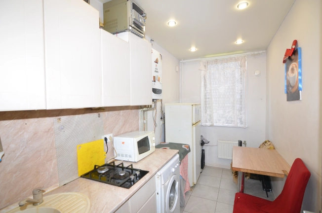 Купить однокомнатную квартиру на улице Лазурная в Калининградской области. Вариант № 42326, 0, площадь -  квм, цена 2850000 рублей