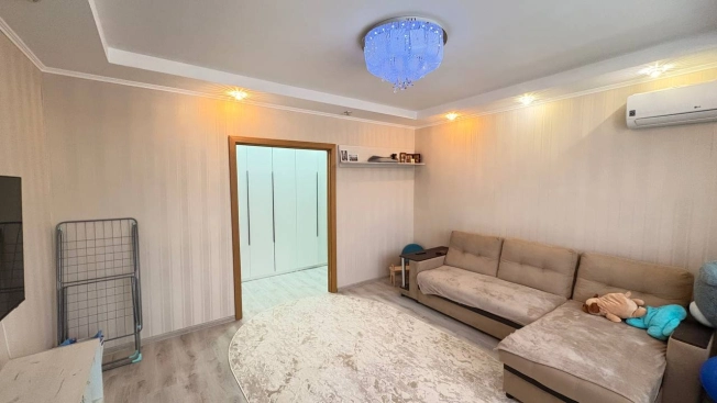 Купить квартиру в Тобольске. Вариант № 9219771, 2, площадь -  квм, цена 6150000 рублей