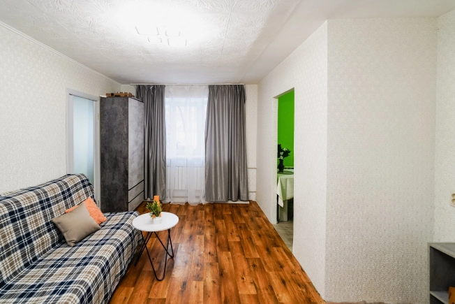 Купить квартиру в Омске. Вариант № 9098522, 0, площадь -  квм, цена 3950000 рублей