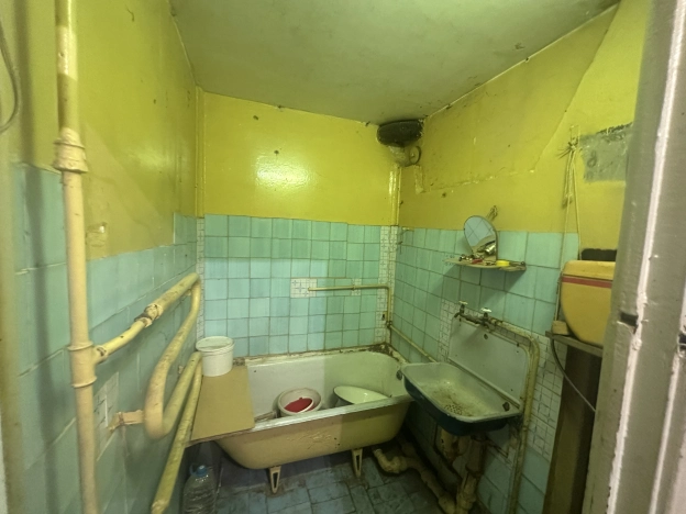 Купить квартиру на улице Университетский проспект в Волгограде. Вариант № 8410700, 6, площадь - квм, цена 2230000 рублей