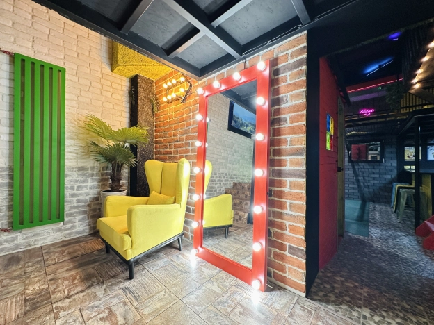 Купить квартиру в Москве. Вариант № 8168989, 26, площадь -  квм, цена 11999999 рублей