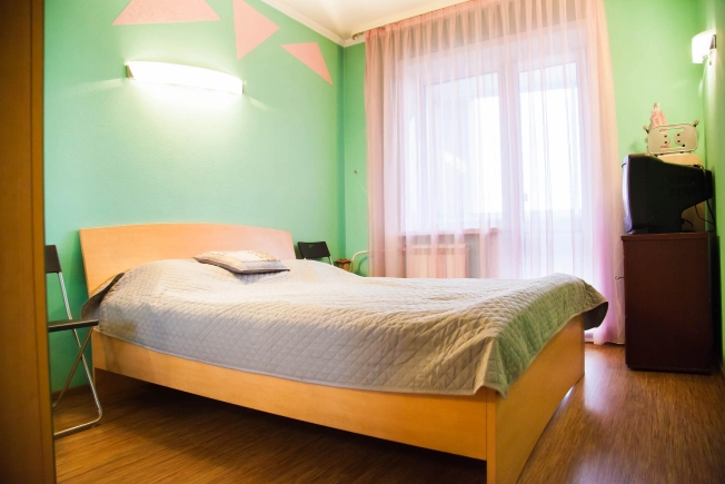 Купить трехкомнатную квартиру на улице Ильи Мухачева в Бийске. Вариант № 8511273, 16, площадь -  квм, цена 7150000 рублей