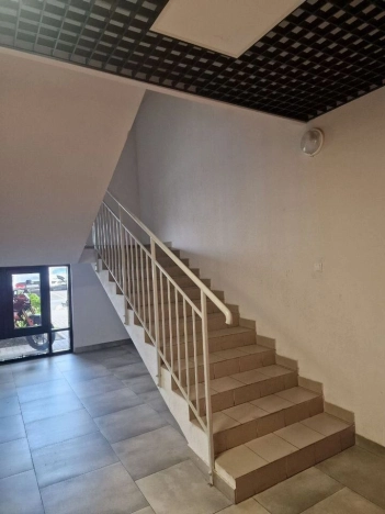 Купить однокомнатную квартиру в Краснодаре. Вариант № 9887843, 8, площадь -  квм, цена 4500000 рублей