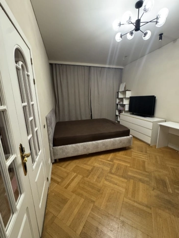 Купить квартиру в Москве. Вариант № 7650622, 1, площадь - квм, цена 13900000 рублей