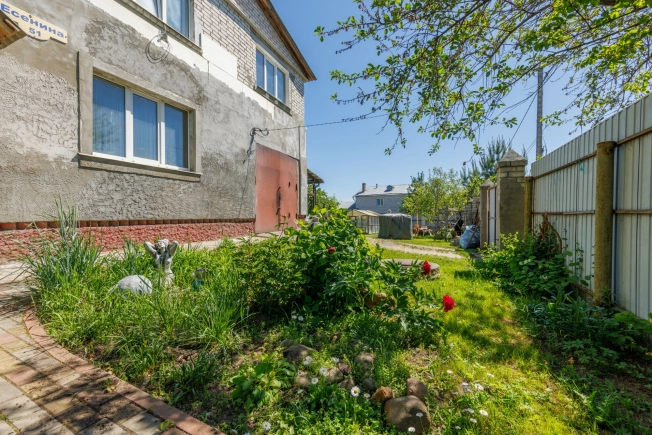 Купить дом на улице Берёзовая в Брянской области. Вариант № 6854, 30, площадь -  квм, цена 12999000 рублей