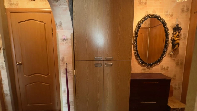 Купить квартиру на вторичке в Пушкине. Вариант № 9401723, 10, площадь -  квм, цена 4000000 рублей