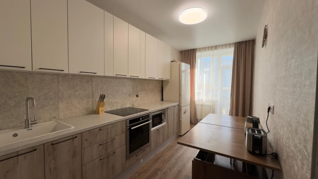 Купить однокомнатную квартиру в Омске. Вариант № 1143595, 12, площадь -  квм, цена 6100000 рублей