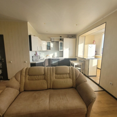 Купить трехкомнатную квартиру на улице Железнякова в Белгороде. Вариант № 21169, 5, площадь -  квм, цена 7200000 рублей