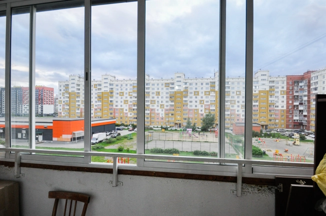 Купить однокомнатную квартиру в Обь. Вариант № 2951136, 5, площадь -  квм, цена 3800000 рублей