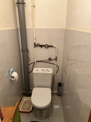 Купить двухкомнатную квартиру в Ленинградской области. Вариант № 28645, 3, площадь -  квм, цена 4000000 рублей